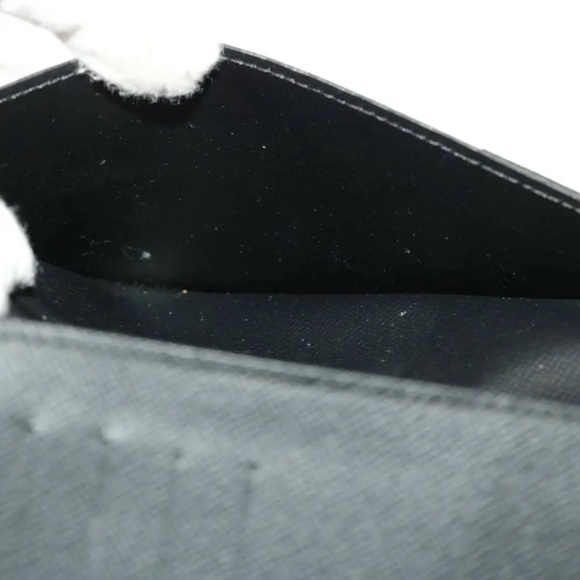 Authentic LOUIS VUITTON Epi FIFA Portefeuille Brazza Wallet Black/White - Picture 13 of 15